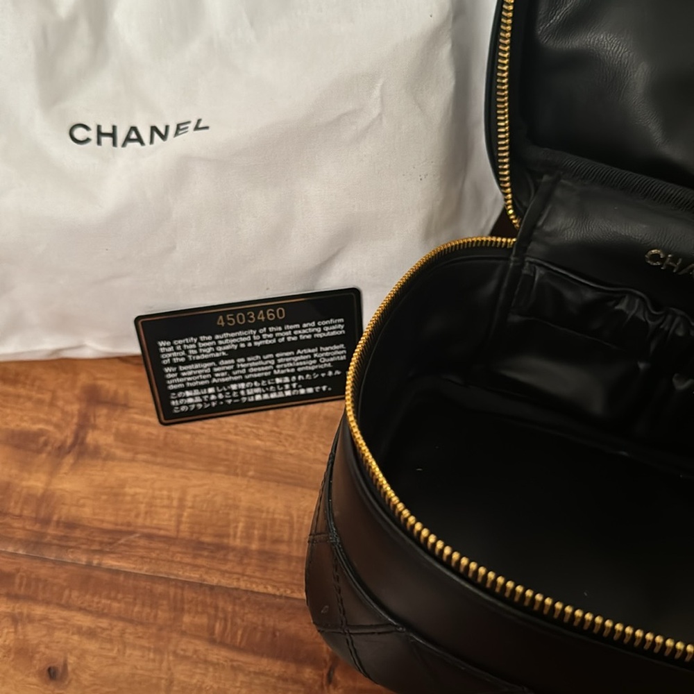 Channel Authentic Vanity Leather Pouch - image 3